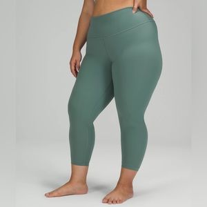 Lululemon Wunder Under High Rise Crop Full on Luxtreme
